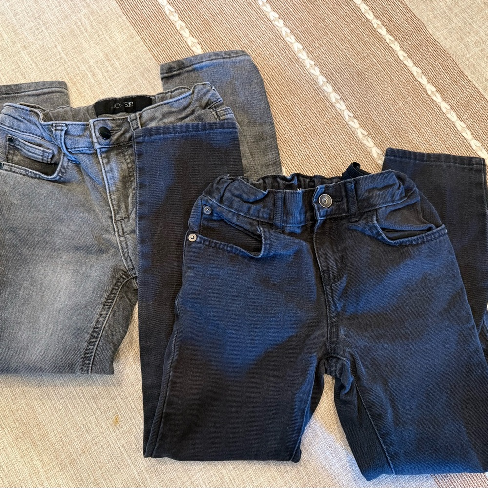 Bundle of Four Jeans